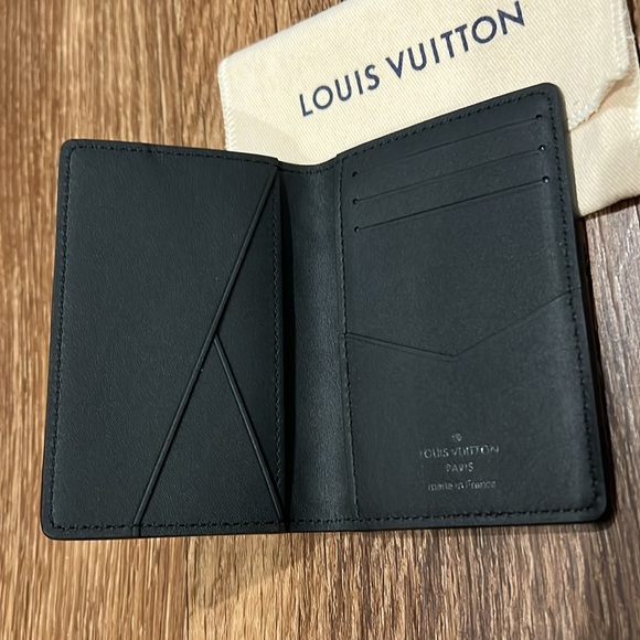 Louis Vuitton Pocket Organizer - Picture 3 of 6